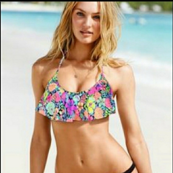 NWOT Victoria Secret bikini